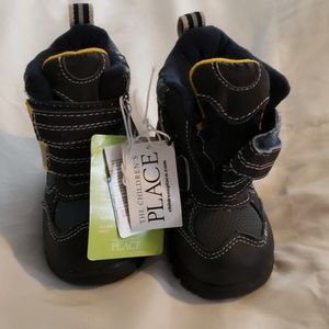 New Carter's Snowboot Thermolite